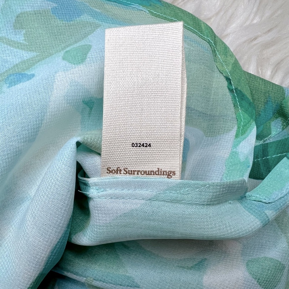 Soft Surroundings Baroque Top Green Tropical Palm Size XL - Picture 9 of 9